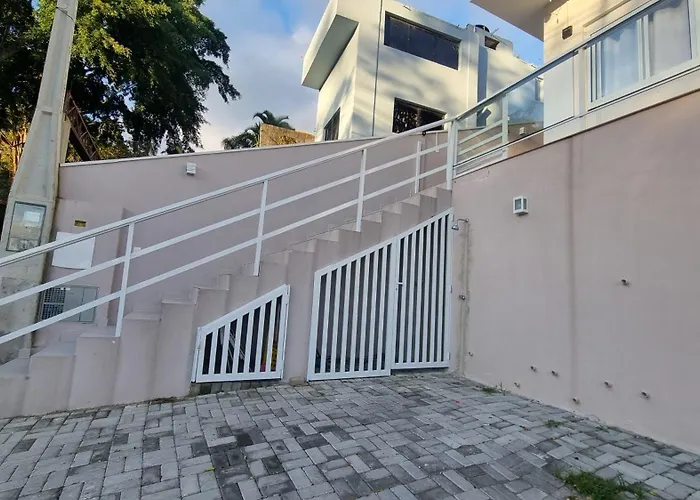 Casa da Tieko - Suítes no Perequê