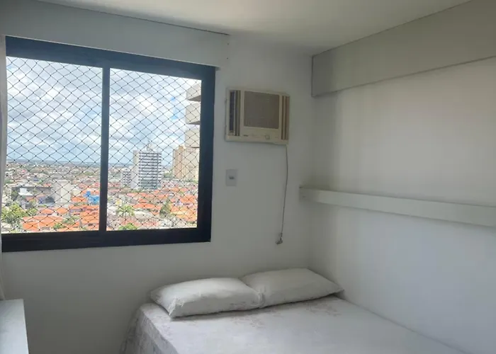 Quarto Privativo Em Ambiente Compartilhado
