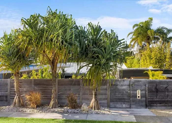 Desert Flame - Couples Retreat Near The Beach