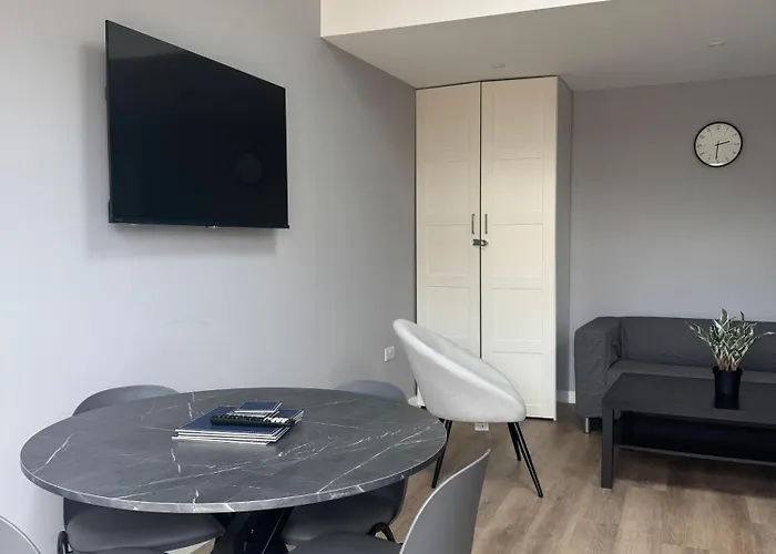 Ravenscourt Rooms By Brabazon Rooms