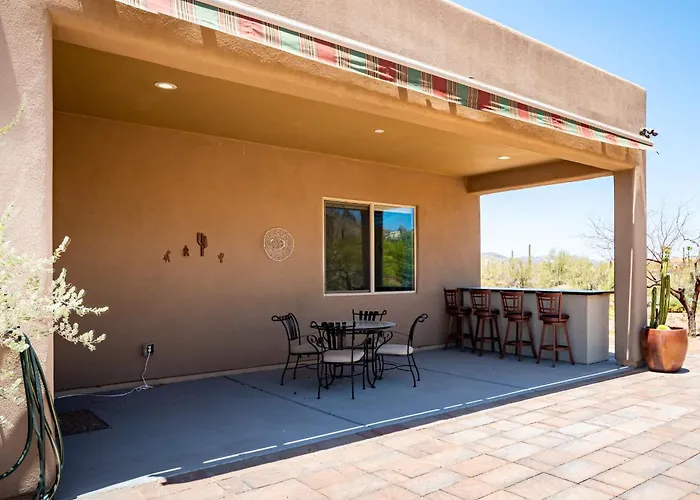 Spacious 3Br Retreat - Mountain Views