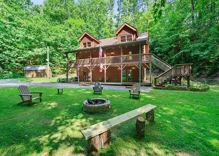 3 Miles Off I-40 Hot Tub-Fire Pit-Wifi-Fireplace Better Than A Hotel!