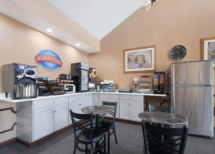 Baymont By Wyndham Commerce Ga Near Tanger Outlets Mall