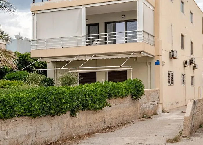 Front Row To The Beach - Luxury 2Br With Free Parking