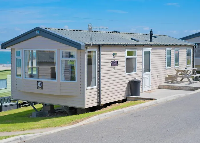 Three Bedroom Instow Caravan