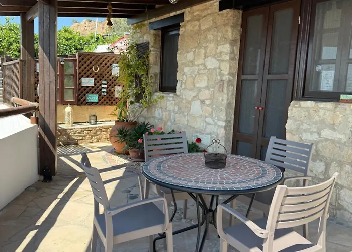 'I Folia' Village House With Roof Garden And Terrace