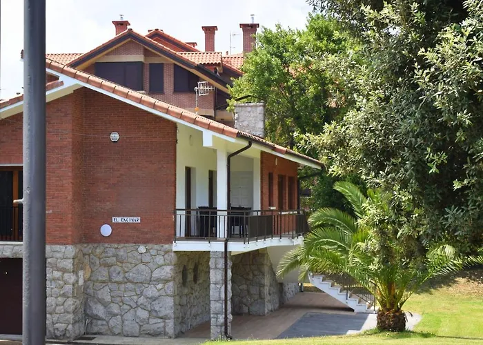 Villa El Encinar De Noja