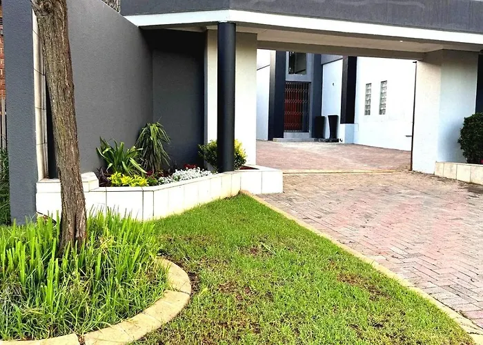 Zee Lifestyle Guesthouse