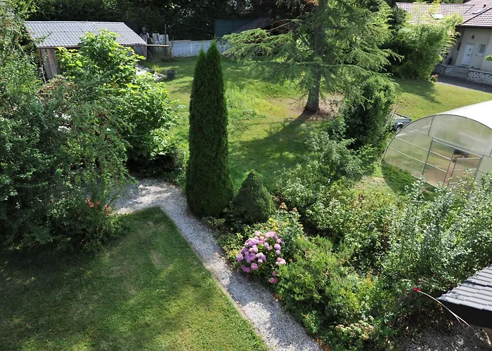 Villa&Appartments des Muriers - 500 m du Lac