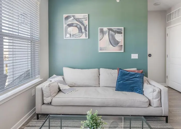 Landing Spectacular 1Bd Gym Pool