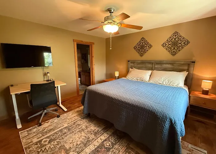 3Br Mountain Condo Pet Friendly