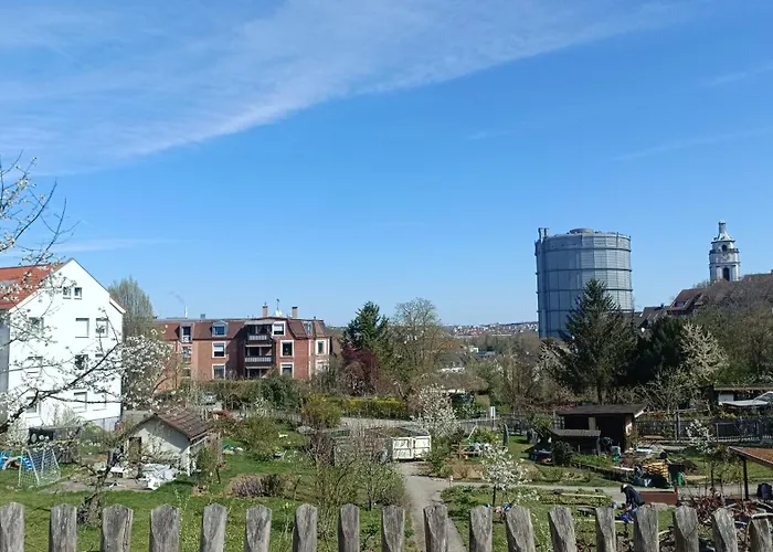 Eastside - Privatzimmer In Geteilter Wohnung Mit Gemeinschaftsbad
