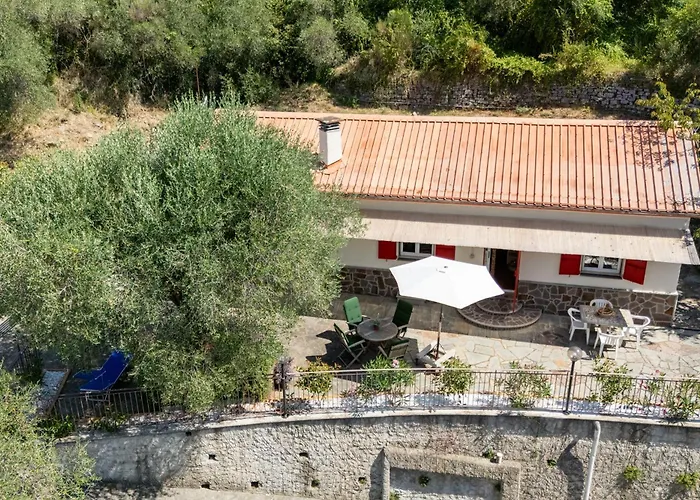 Casa Lara - Relax Nel Verde Di Dolceacqua