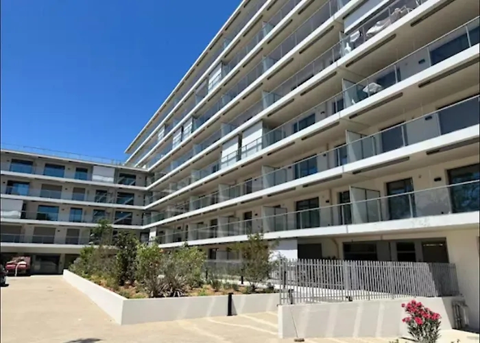 Piscine Rooftop Residence Neuve