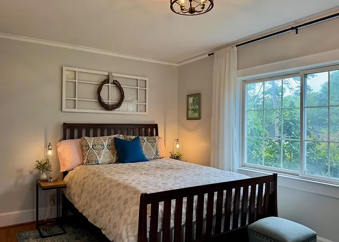 Spacious Downtown Clemson Home, Walkable Clemson University