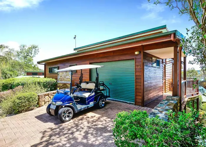 3 Bedroom Villa, Great Views, Buggy Hamilton Island