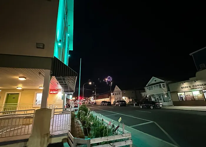 Sea Palace Inn