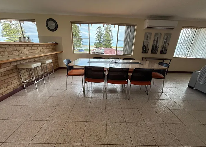 Ocean Vista Beach Stay