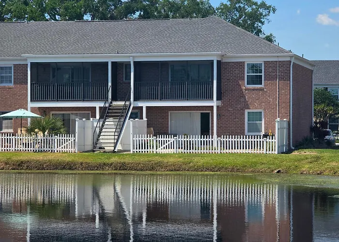 Beautiful Condo Close To Busch Gardens