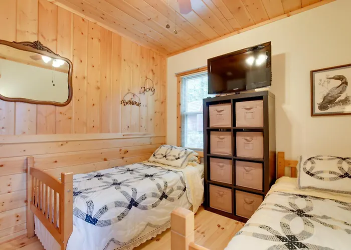 Waterfront Mercer Cabin W/ Wraparound Porch!