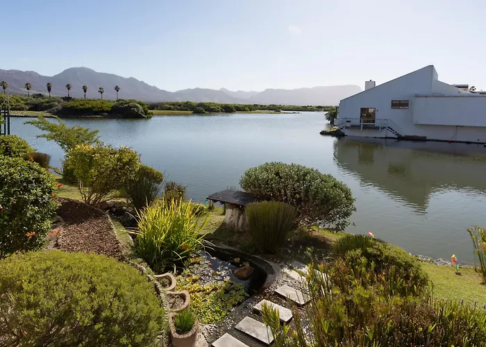 Vlei Cove Guesthouse