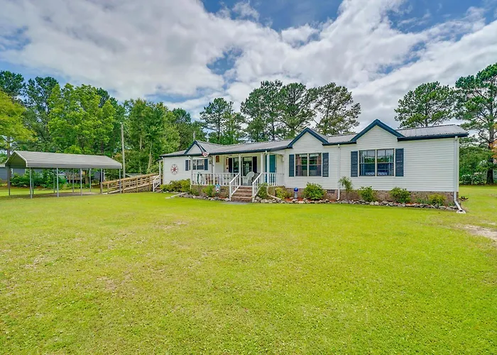 Secluded Hampstead Vacation Rental With Deck!