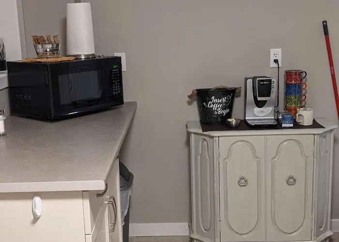 Private Sweetsuite 1 Bdrm Bathroom Mini-Kitchen