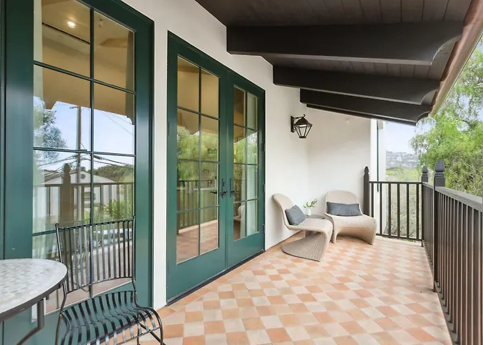 Casa Riviera, A Zenstay Hotel