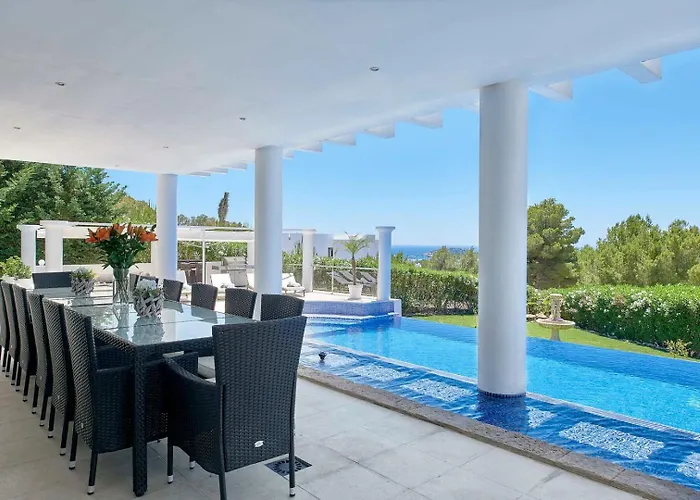 Dreamy 4 Bedroom Villa In Ibiza City, 1243