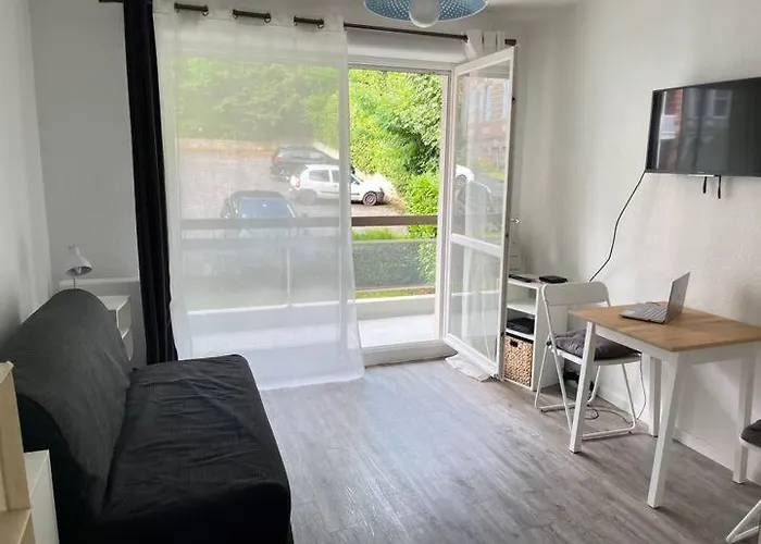 Anabel - Residence Calme Et Protegee , Appart Avec Balcon, Proche Du Centre Ville Et De La Plage