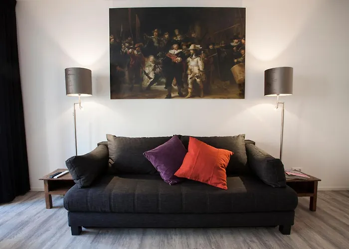 Apartment 4G