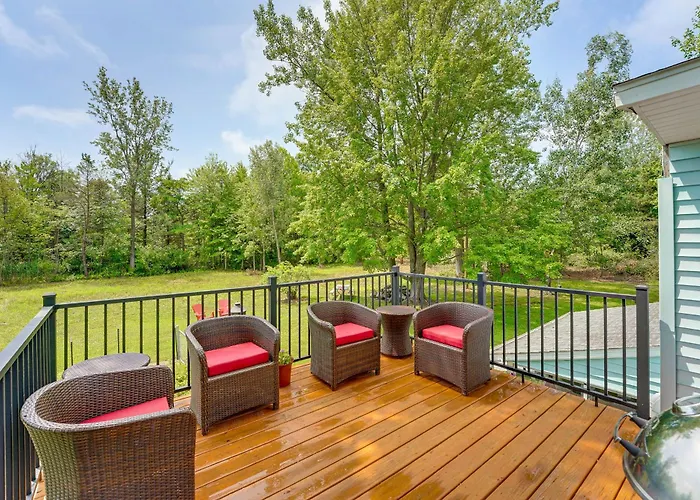 Quiet Country Studio Between Saugatuck & Holland!