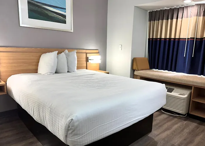 Microtel Inn & Suites By Wyndham Tuscaloosa East