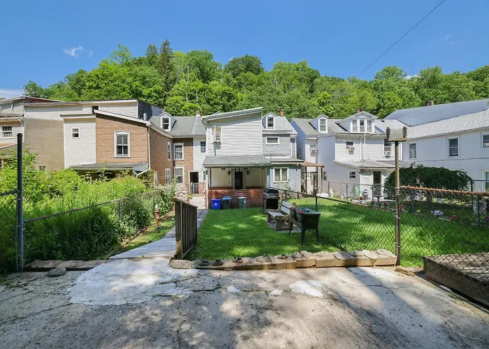 Home On Broadway In Jim Thorpe
