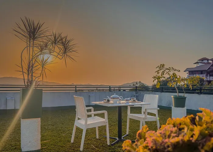 Red Chillies Nature Inn