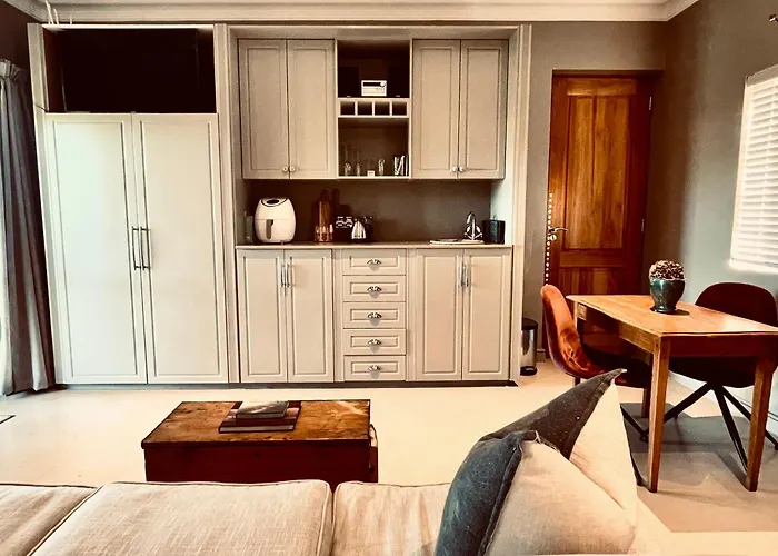 Belle Vallee Guestroom 1