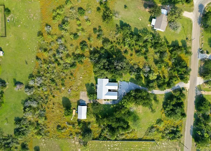 2Br Texas Countryside Home W Hot Tub
