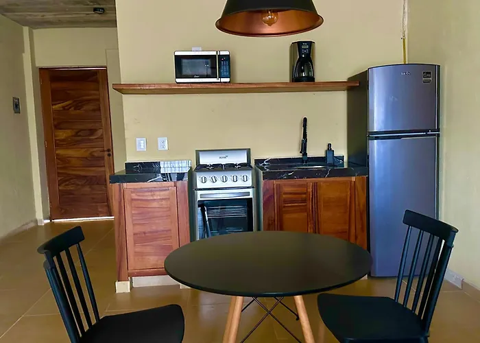 Lolitas Suites 304