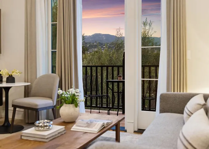 Casa Riviera, A Zenstay Hotel