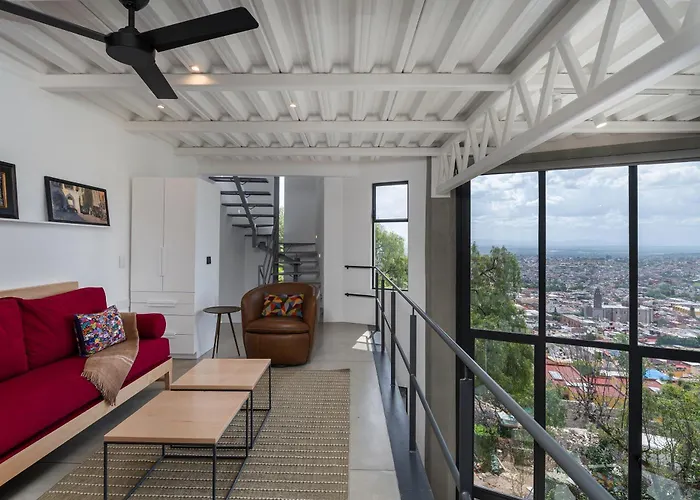 Casa Altamira, Stylish 1Br Loft With City Views In Centro