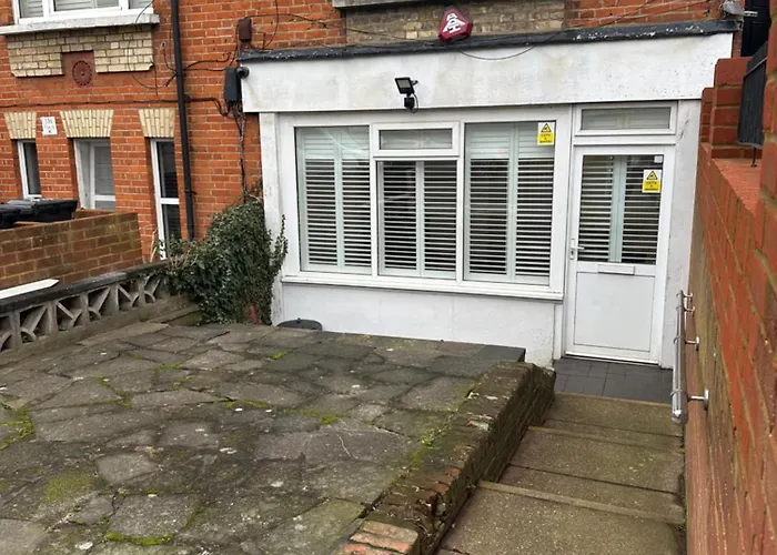 Charming Apt At The Heart Of Richmond London Plus Parking