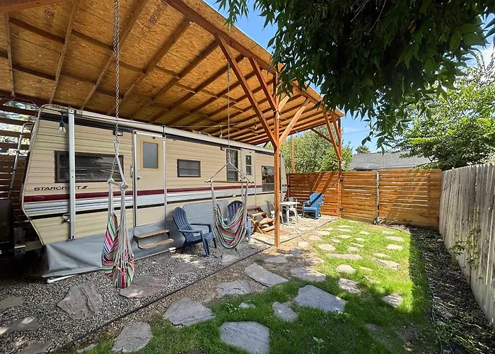 #Stayinmydistrict Twin Falls Backyard Glamper