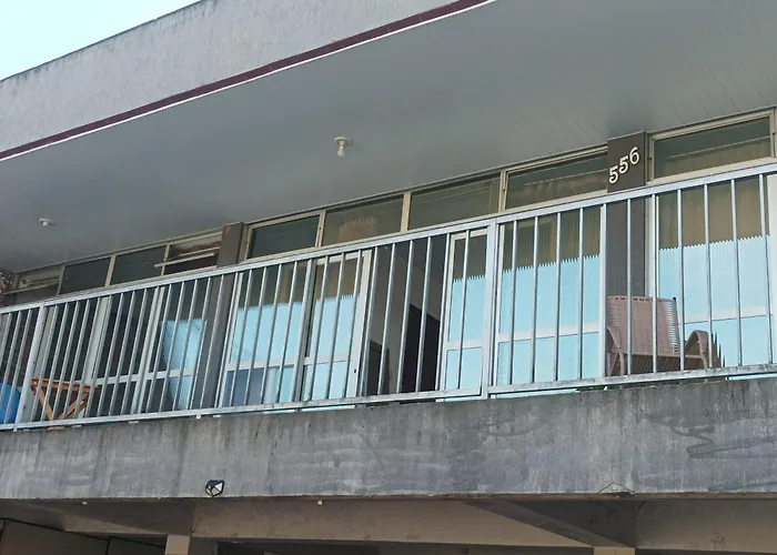 Quarto amplo no Portão