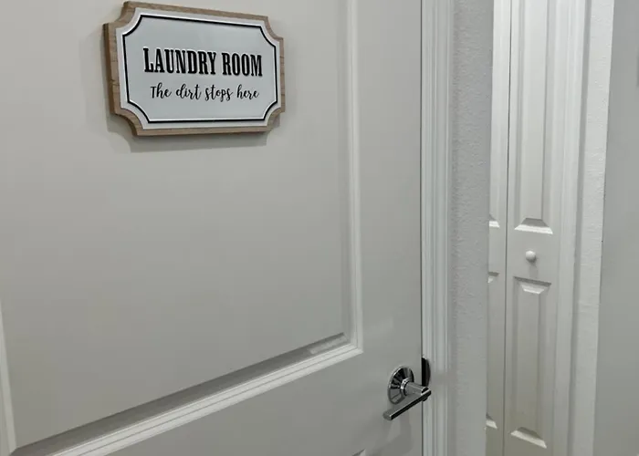 Mother In Law Suite Private Entrance Washer And Dryer In Unit