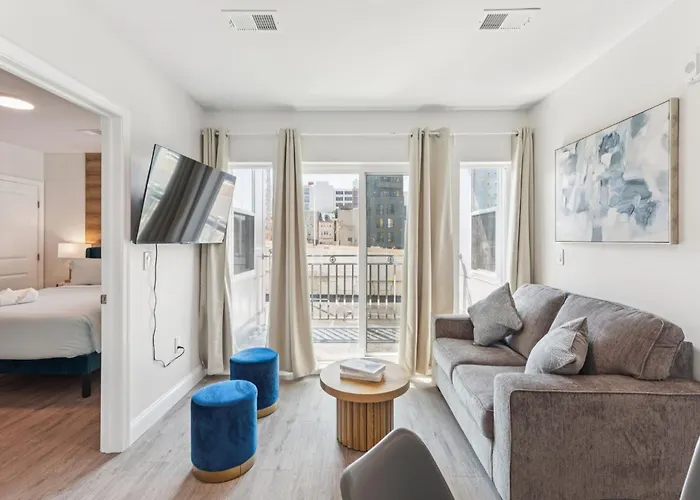 Stay At Luna On N 11Th St