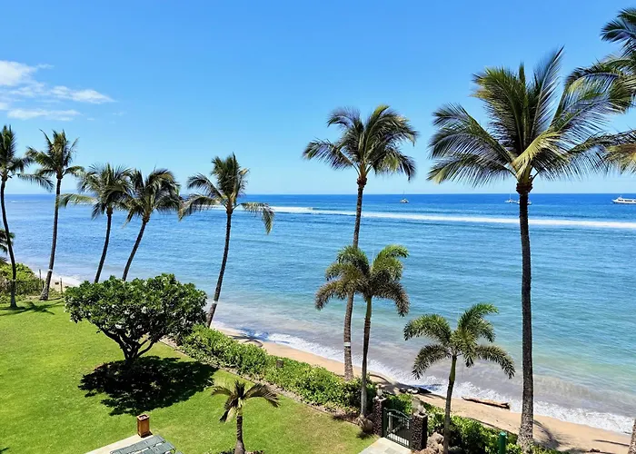 Lahaina Shores Oceanfront Studio