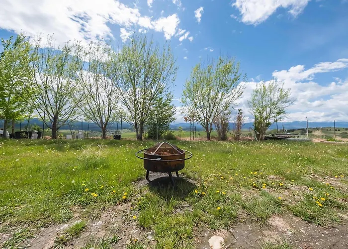 Saddlehorn Ridge Cabin