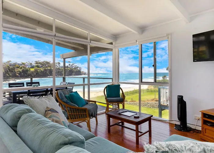 'Strathnaver' - Waterfront Beach House