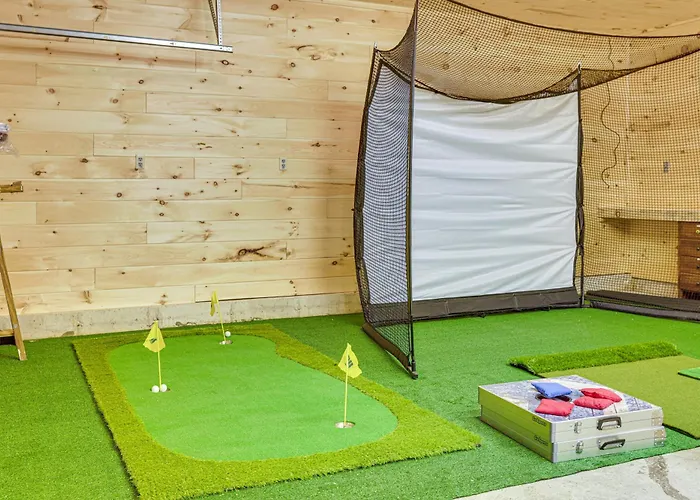 Golf Getaway In Cadillac: Deck + Putting Green