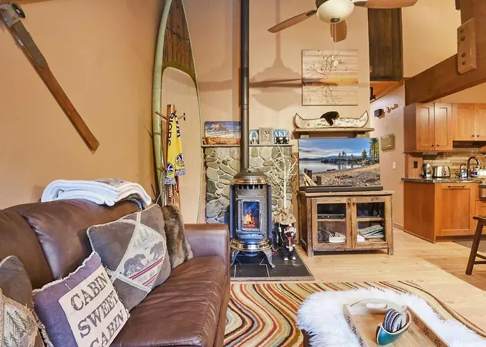 North Lake Tahoe Alpine Retreat 5 Min To Skiing